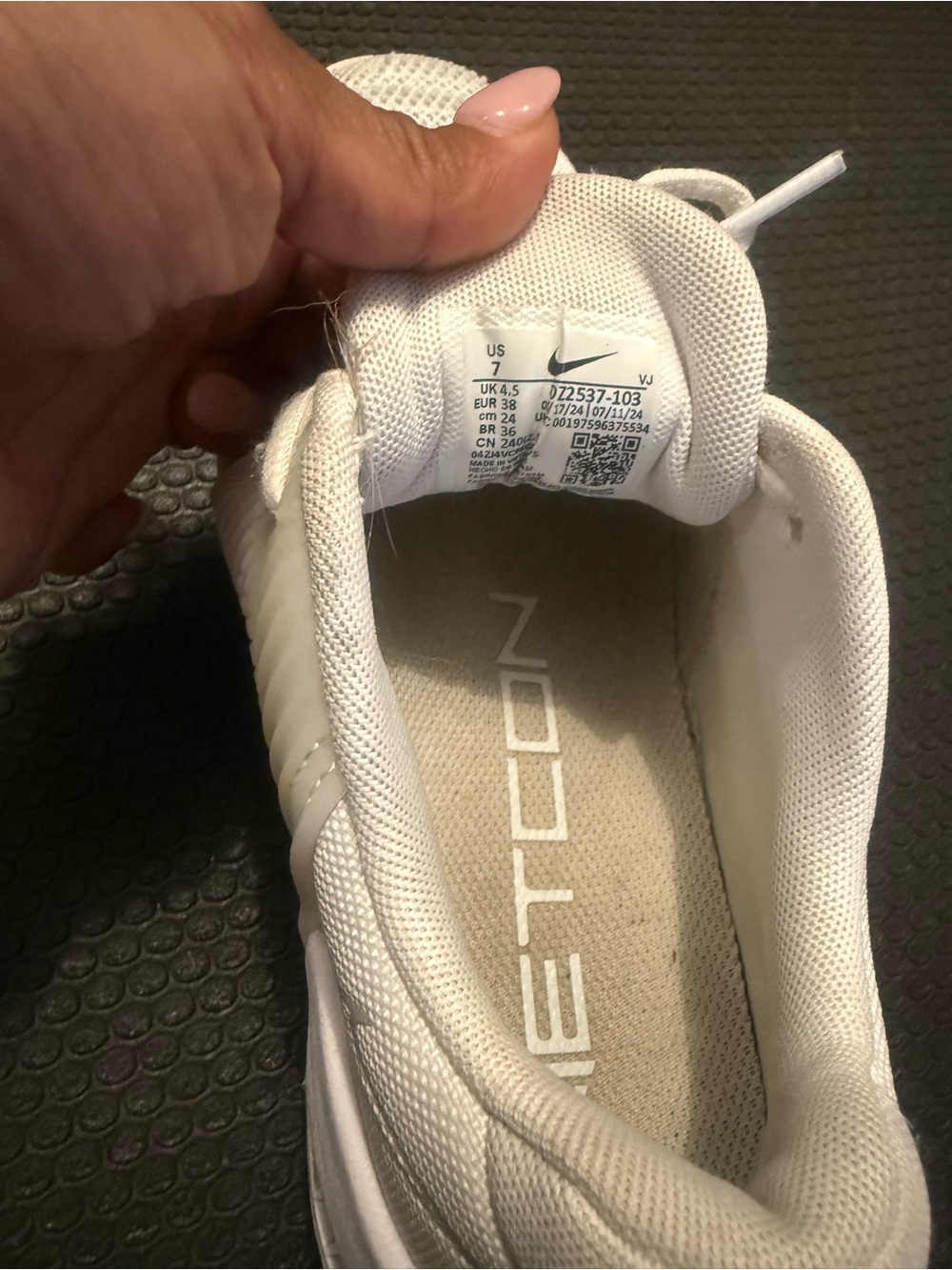 Nike Metcon 9 - Women’s Size 7 - Picture 6 of 7